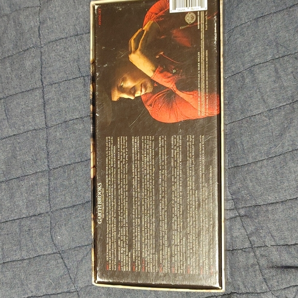 Garth Brooks The Ultimate Collection. CD Box set - Picture 4 of 4